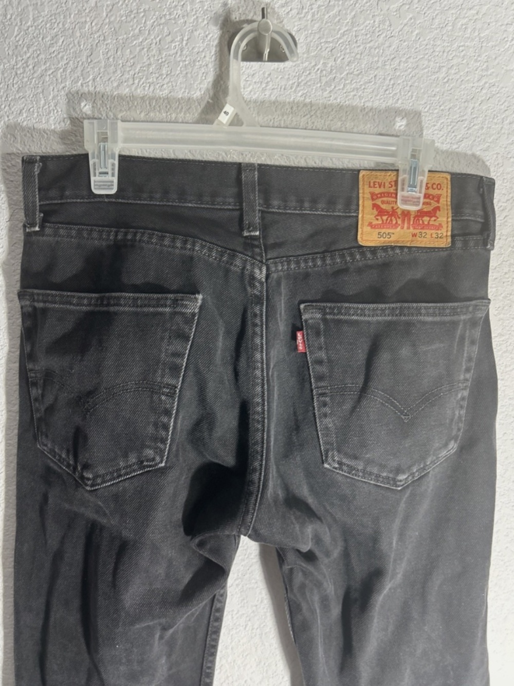 Levis 505 Jeans Mens 32x32 Black Regular Straight Mid Rise Dark Wash Y2K Denim - Picture 3 of 8
